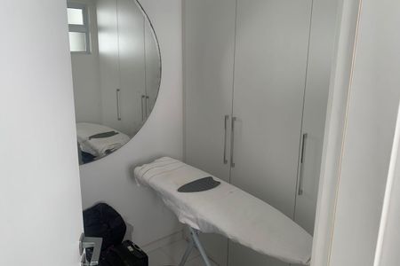 Apartamento para alugar com 204m², 3 quartos e 3 vagas Apartamento para alugar com 204m², 3 quartos e 3 vagasQuarto de Serviço