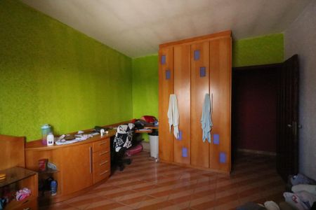 Casa para alugar com 300m², 3 quartos e 1 vaga Casa para alugar com 300m², 3 quartos e 1 vagaQuarto 2