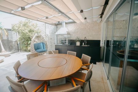 Apartamento à venda com 460m², 3 quartos e 6 vagasVaranda do Cozinha