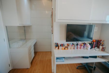 Apartamento à venda com 460m², 3 quartos e 6 vagasQuarto 2