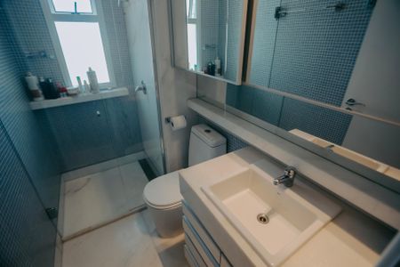 Apartamento à venda com 460m², 3 quartos e 6 vagasBanheiro da Suíte