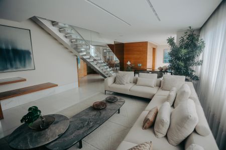 Apartamento à venda com 460m², 3 quartos e 6 vagasSala