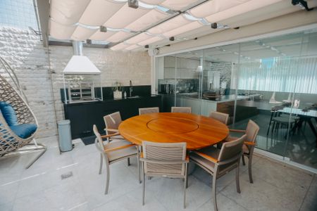 Apartamento à venda com 460m², 3 quartos e 6 vagasVaranda do Cozinha