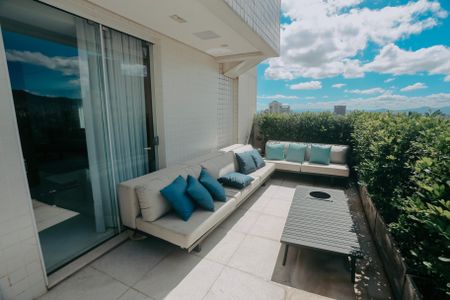 Apartamento à venda com 460m², 3 quartos e 6 vagasÁrea comum
