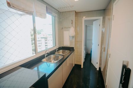 Apartamento à venda com 460m², 3 quartos e 6 vagasÁrea de serviço