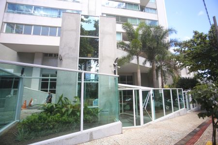 Apartamento à venda com 460m², 3 quartos e 6 vagasFachada