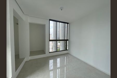 Apartamento para alugar com 80m², 2 quartos e 1 vaga