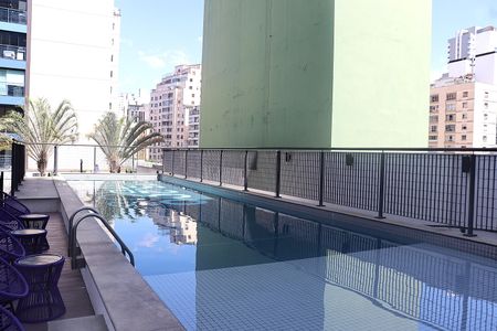 Studio à venda com 50m², 1 quarto e 1 vagaPiscina