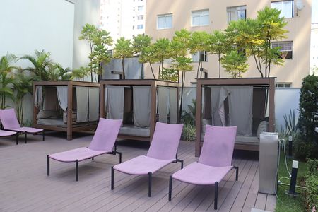 Studio à venda com 50m², 1 quarto e 1 vagaPiscina