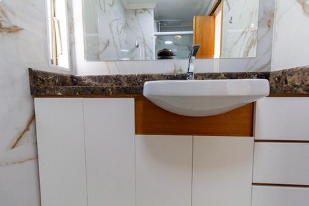Apartamento para alugar com 68m², 3 quartos e 2 vagas Apartamento para alugar com 68m², 3 quartos e 2 vagasBanheiro