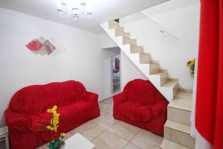 Casa à venda com 4 quartos, 100m² em Fazenda da Juta, São Paulo