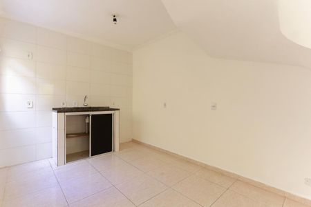 Casa de condomínio para alugar com 70m², 2 quartos e sem vaga Casa de condomínio para alugar com 70m², 2 quartos e sem vagaCozinha