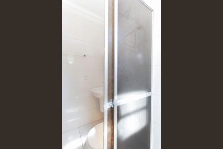 Casa de condomínio para alugar com 70m², 2 quartos e sem vaga Casa de condomínio para alugar com 70m², 2 quartos e sem vagaBanheiro