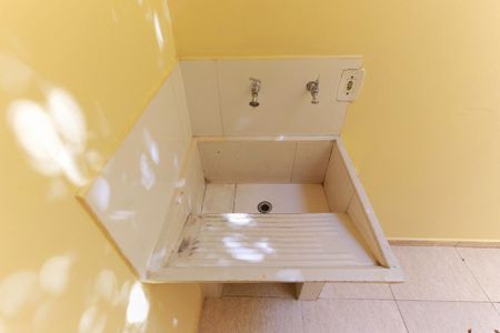 Casa de condomínio para alugar com 70m², 2 quartos e sem vaga Casa de condomínio para alugar com 70m², 2 quartos e sem vagaÁrea de serviço