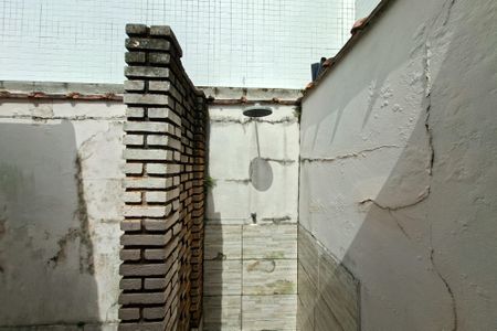 Casa para alugar com 82m², 2 quartos e 2 vagas Casa para alugar com 82m², 2 quartos e 2 vagasDucha