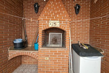 Casa para alugar com 82m², 2 quartos e 2 vagas Casa para alugar com 82m², 2 quartos e 2 vagasChurrasqueira