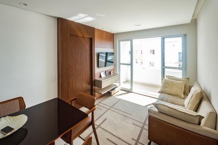 Apartamento à venda com 3 quartos, 70m² em Planalto, Belo Horizonte