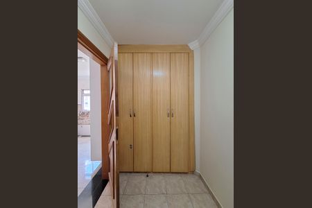 Apartamento à venda com 164m², 3 quartos e 4 vagasQuarto de Serviço