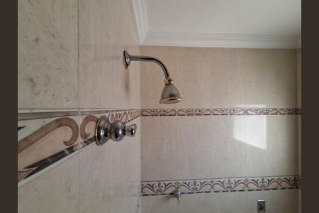 Apartamento à venda com 164m², 3 quartos e 4 vagasBanheiro Quarto 1