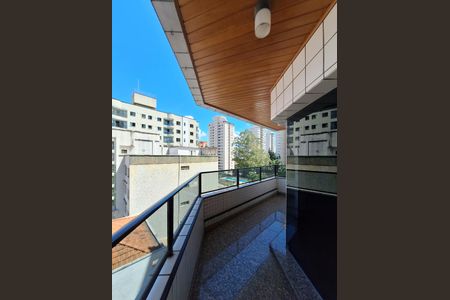 Apartamento à venda com 164m², 3 quartos e 4 vagasVaranda da Sala