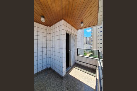 Apartamento à venda com 164m², 3 quartos e 4 vagasSacada Quarto 1