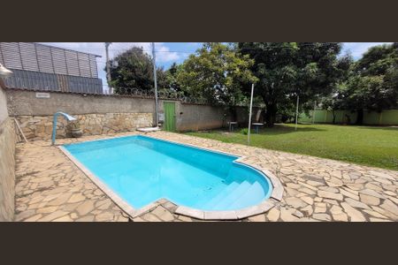 Casa para alugar com 1200m², 4 quartos e 4 vagas Casa para alugar com 1200m², 4 quartos e 4 vagaspiscina