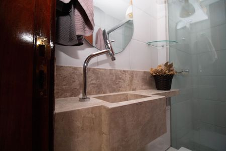 Banheiro de kitnet/studio para alugar com 1 quarto, 26m² em Setor Sudoeste, Brasília