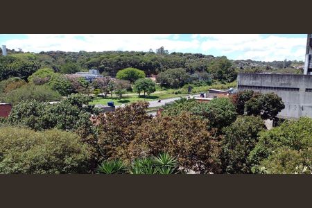 Casa à venda com 237m², 4 quartos e 2 vagasVista do janela do quarto