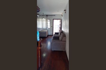 Sala de casa à venda com 4 quartos, 237m² em Vila do Encontro, São Paulo