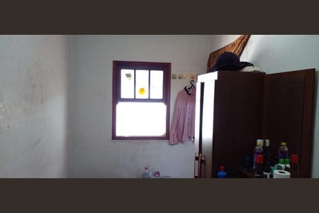 Casa à venda com 237m², 4 quartos e 2 vagasQuarto