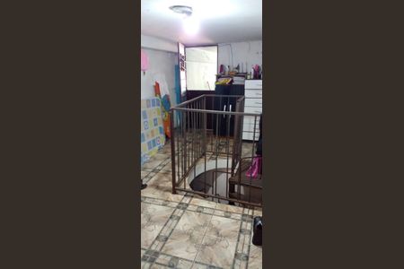 Casa à venda com 237m², 4 quartos e 2 vagasÁrea externa