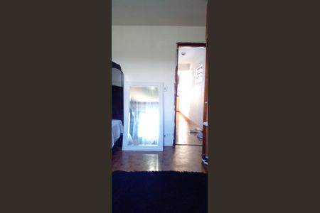 Casa à venda com 237m², 4 quartos e 2 vagasQuarto