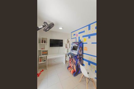 Apartamento para alugar com 41m², 2 quartos e 1 vaga Apartamento para alugar com 41m², 2 quartos e 1 vagaÁrea Comum - Sala de Jogos
