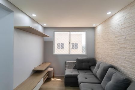 Sala e Cozinha de apartamento para alugar com 2 quartos, 41m² em Vila Silvia, São Paulo