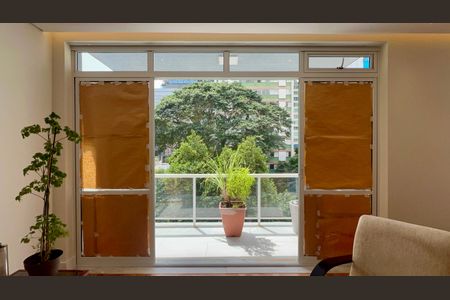 Apartamento para alugar com 224m², 3 quartos e 2 vagasVaranda