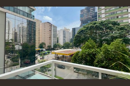 Apartamento para alugar com 224m², 3 quartos e 2 vagasVaranda