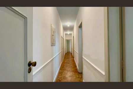Apartamento para alugar com 224m², 3 quartos e 2 vagasCorredor