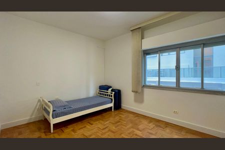 Apartamento para alugar com 224m², 3 quartos e 2 vagasSuíte 1