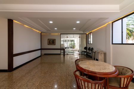 Apartamento para alugar com 147m², 3 quartos e 3 vagas Apartamento para alugar com 147m², 3 quartos e 3 vagasÁrea comum - Salão de festas