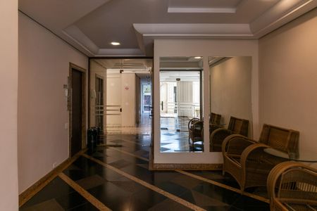 Apartamento para alugar com 147m², 3 quartos e 3 vagas Apartamento para alugar com 147m², 3 quartos e 3 vagasHall de entrada