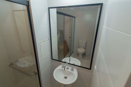 Studio para alugar com 20m², 0 quarto e sem vaga Studio para alugar com 20m², 0 quarto e sem vagaBanheiro