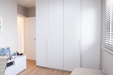 Apartamento à venda com 135m², 3 quartos e 3 vagasquarto 1