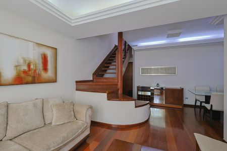 Apartamento à venda com 211m², 4 quartos e 3 vagas