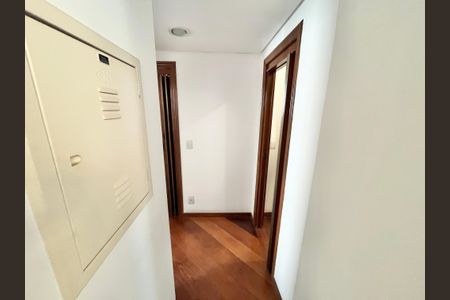 Apartamento à venda com 94m², 3 quartos e 2 vagas Apartamento à venda com 94m², 3 quartos e 2 vagasCorredor