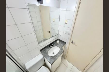 Apartamento à venda com 94m², 3 quartos e 2 vagas Apartamento à venda com 94m², 3 quartos e 2 vagasBanheiro da Suíte
