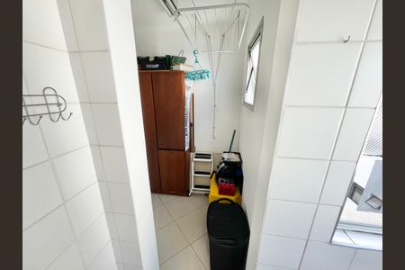 Apartamento à venda com 94m², 3 quartos e 2 vagas Apartamento à venda com 94m², 3 quartos e 2 vagasÁrea de Serviço