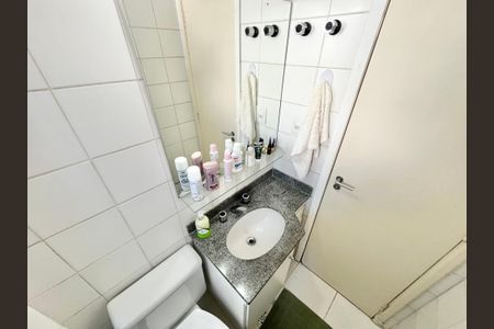 Apartamento à venda com 94m², 3 quartos e 2 vagas Apartamento à venda com 94m², 3 quartos e 2 vagasBanheiro