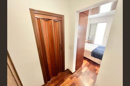 Apartamento à venda com 94m², 3 quartos e 2 vagas Apartamento à venda com 94m², 3 quartos e 2 vagasQuarto 1 - Suíte