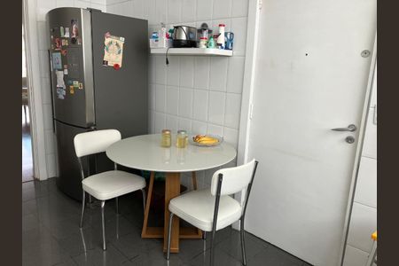 Apartamento à venda com 141m², 2 quartos e 1 vagaFoto 05