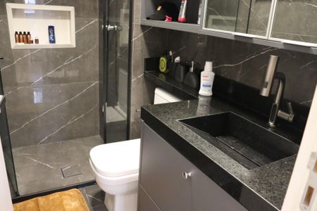 Apartamento à venda com 88m², 3 quartos e 2 vagas Apartamento à venda com 88m², 3 quartos e 2 vagasBanheiro